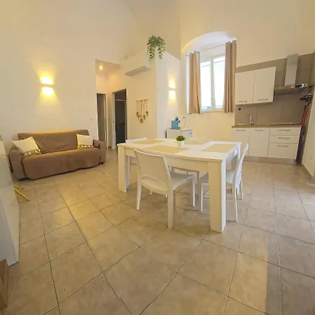 106 Dimora Via Bari * Giovinazzo